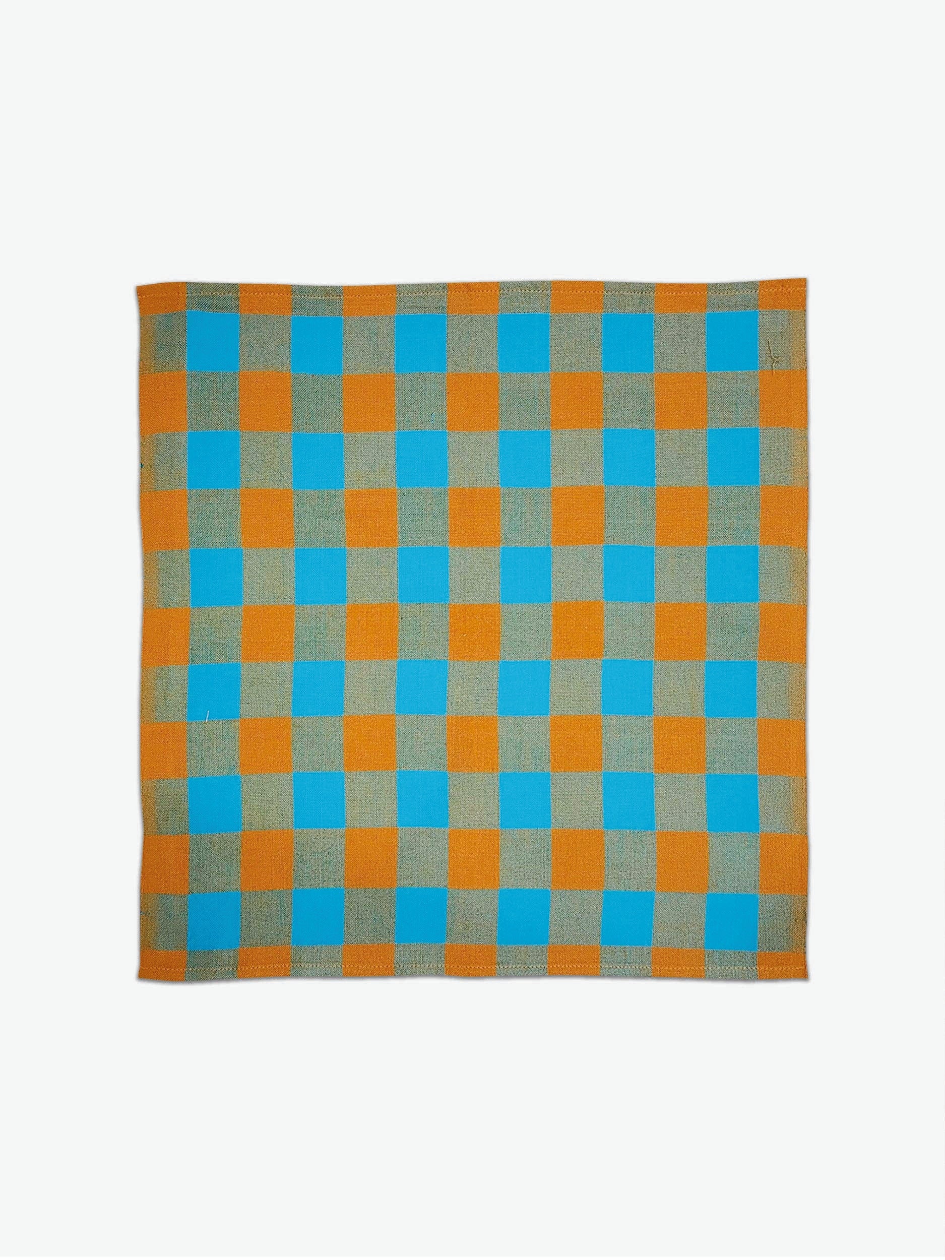 Vibrant Gingham Napkin Pair in Pool Blue