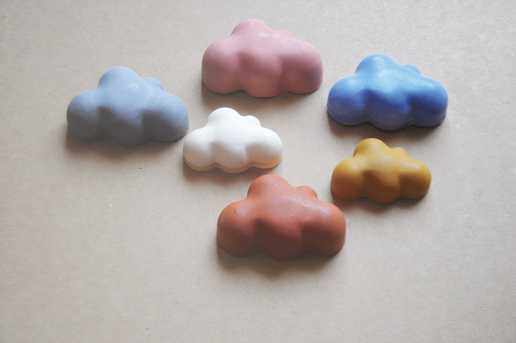 All-Natural & Non-Toxic Fluffy Cloud-Shaped Jumbo Beeswax Crayons – Set of 5