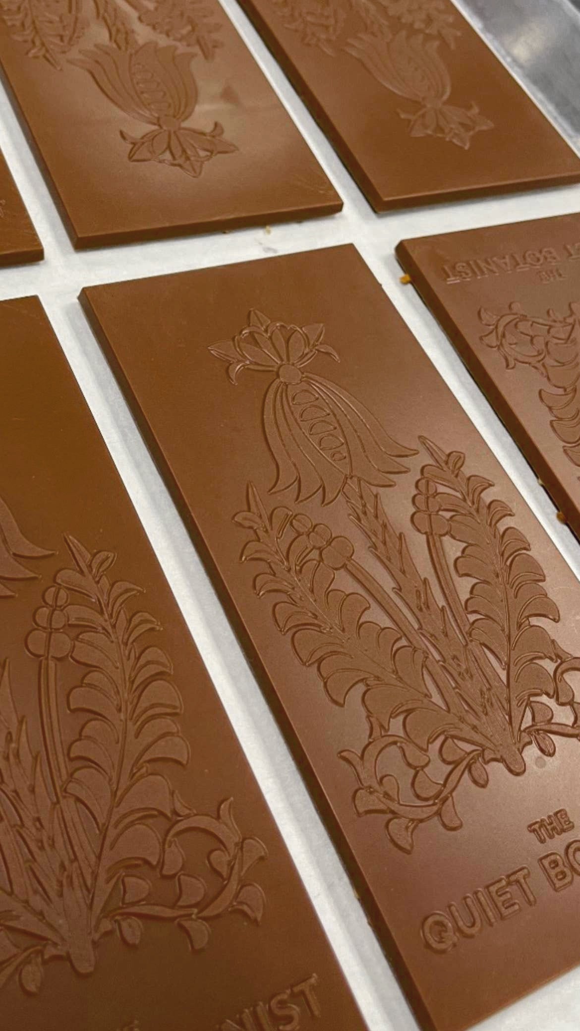 Exquisite Nature Lover Chocolate Bar