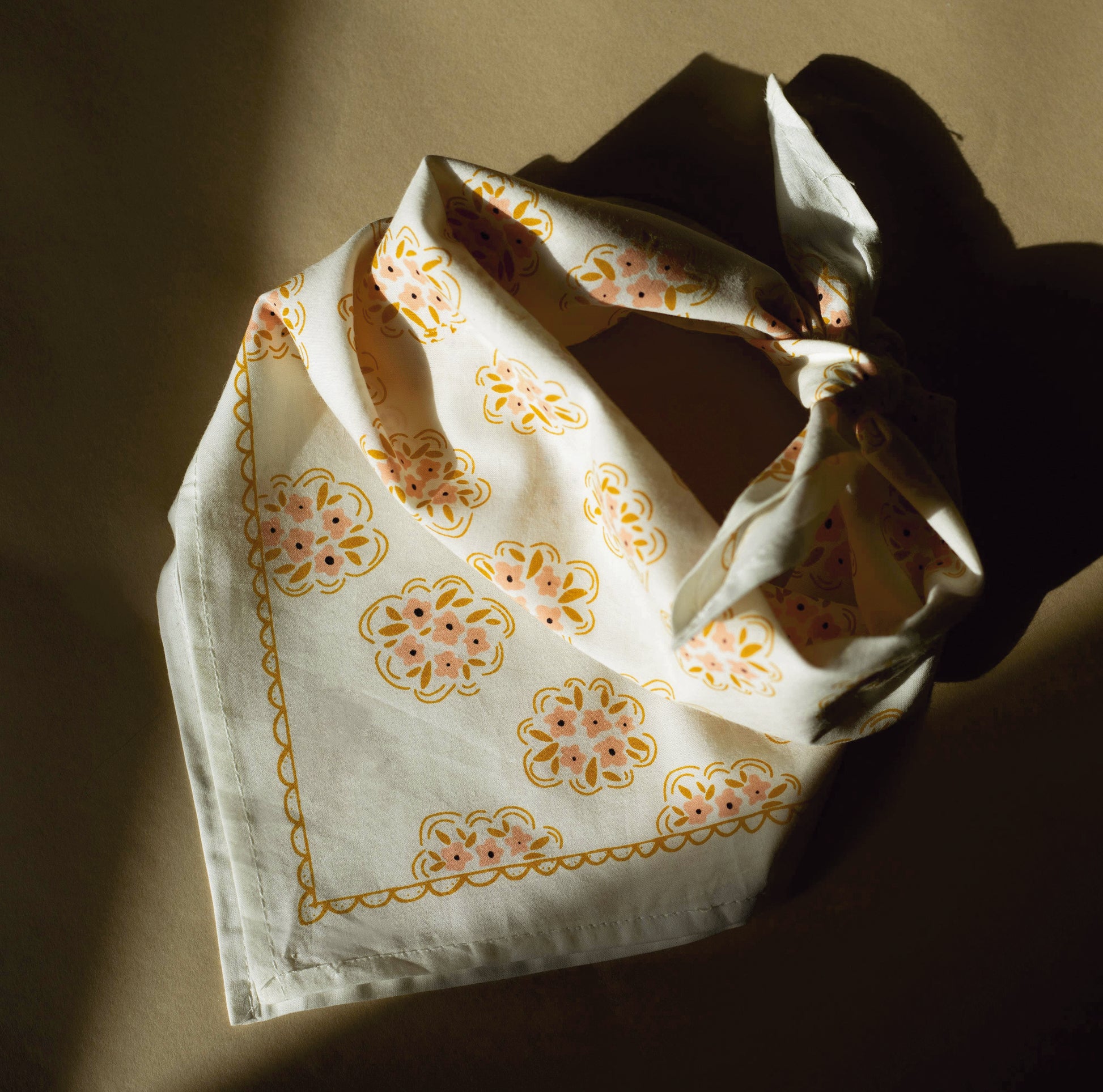 Chic No. 042 Pearl Bandana