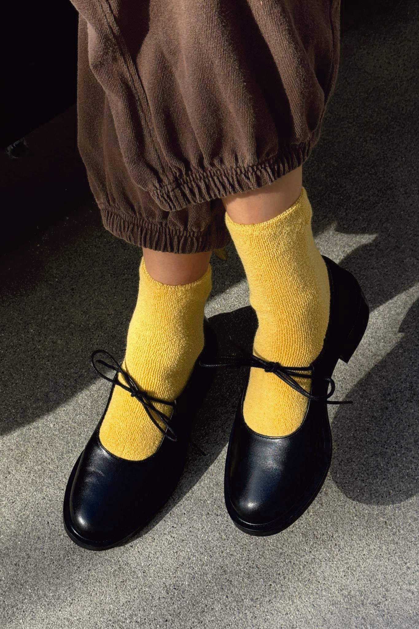Cloud Socks in Honey Gold