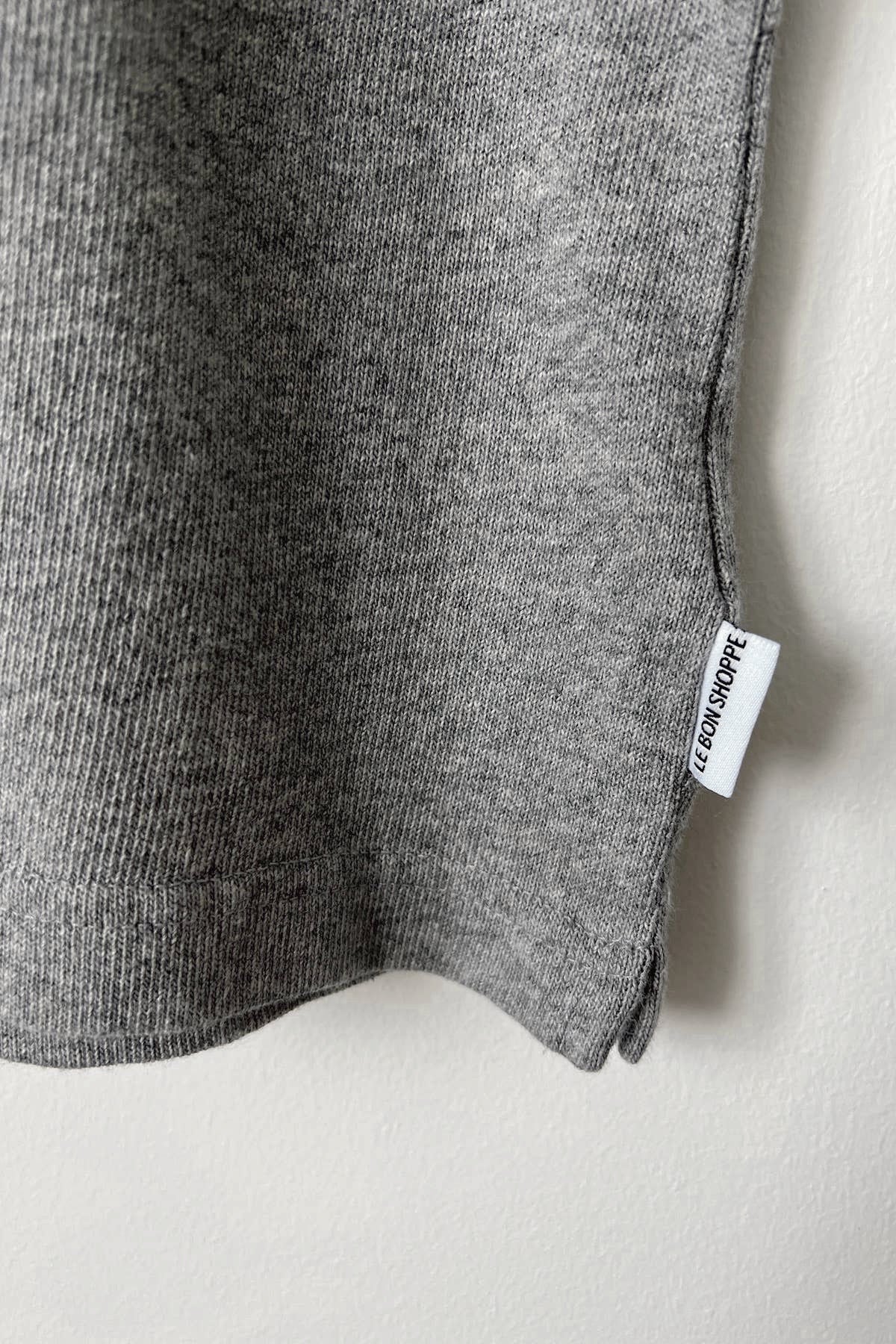 Stylish Jeanne Tee in Ht. Grey