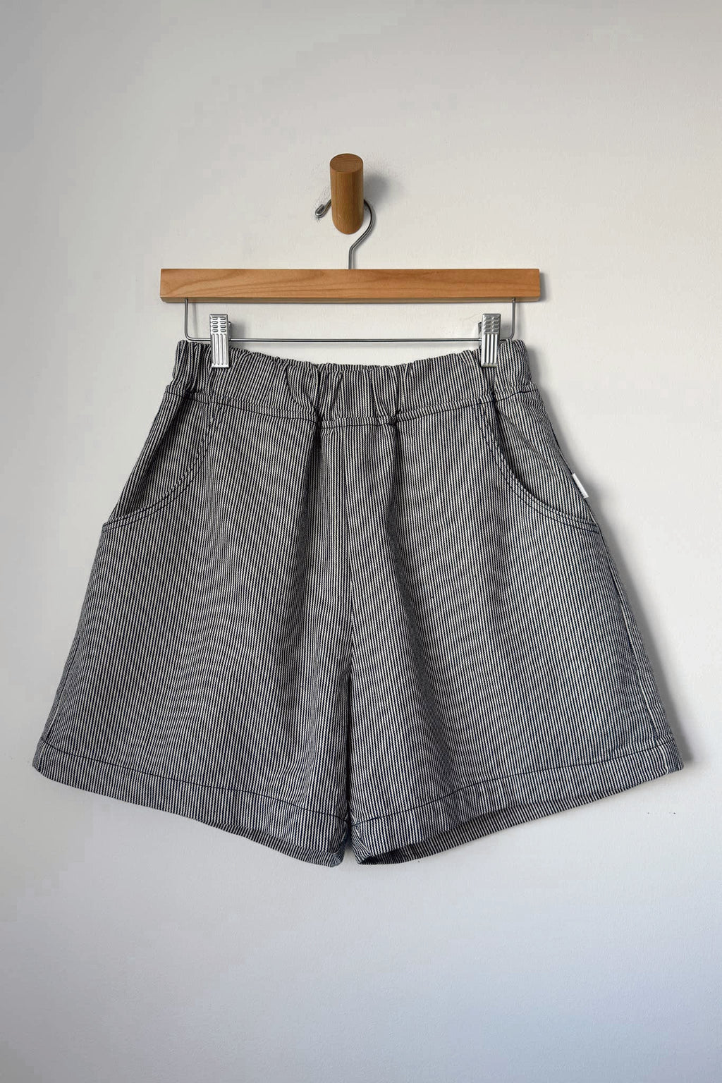 Vibrant City Shorts in Blue Stripe