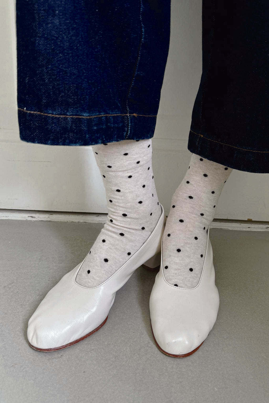 Chic Oatmeal Polka Dot Sneaker Socks