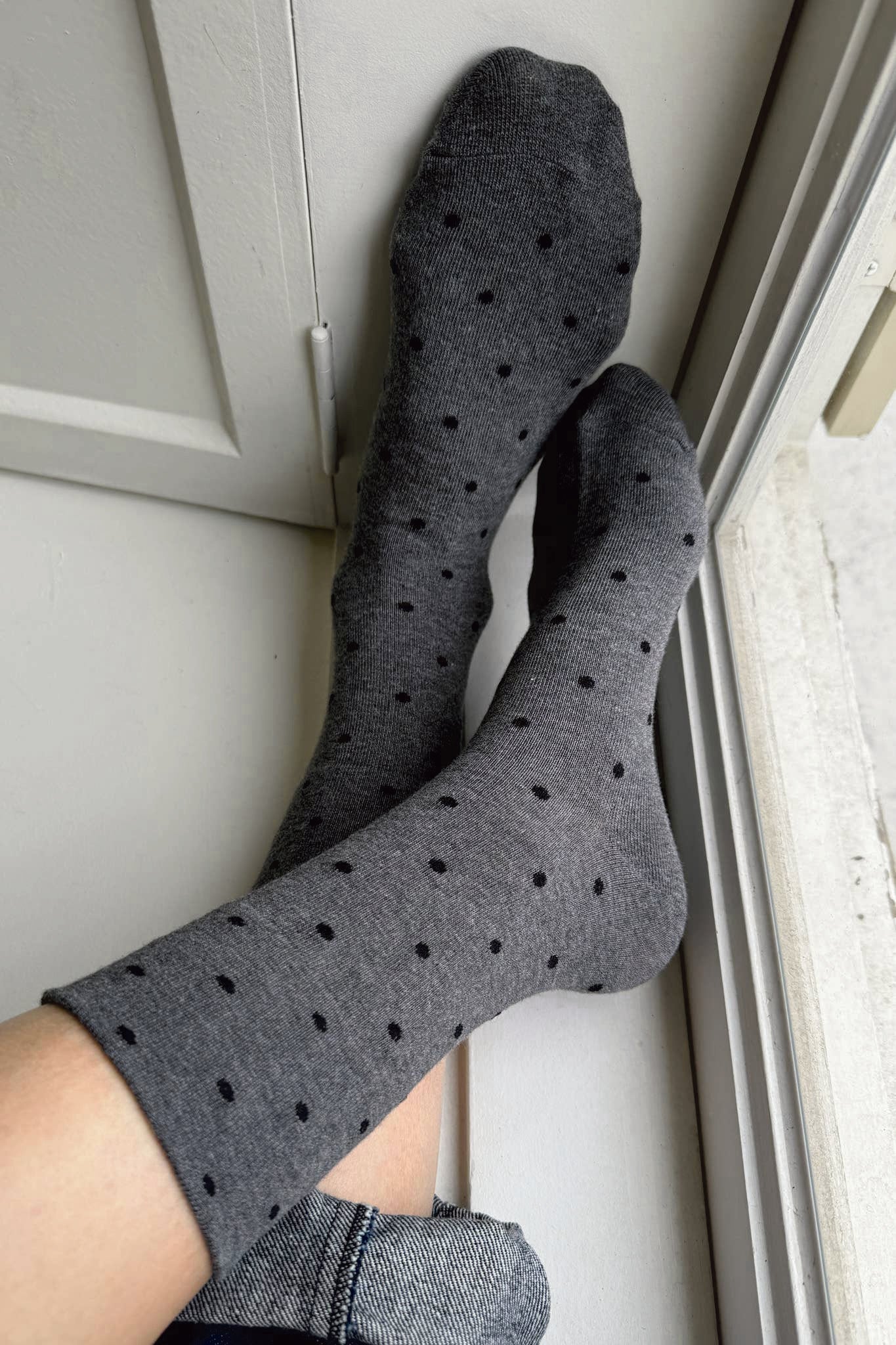 Sneaker Socks: Stylish Charcoal Polka Dot