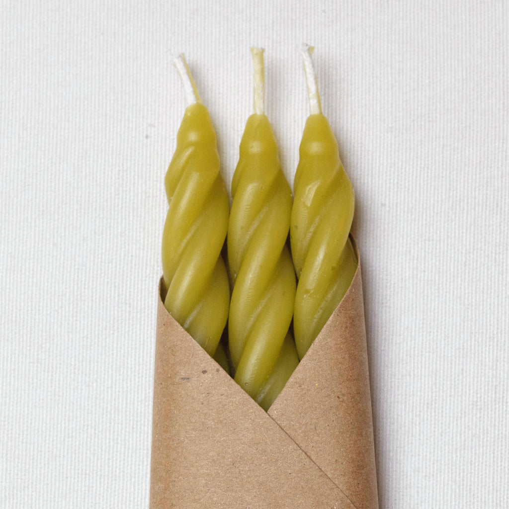 Elegant Chartreuse Beeswax Spiral Taper Candles – Set of 3